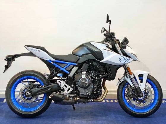 SUZUKI GSX-8S SUZUKI GSX-8S